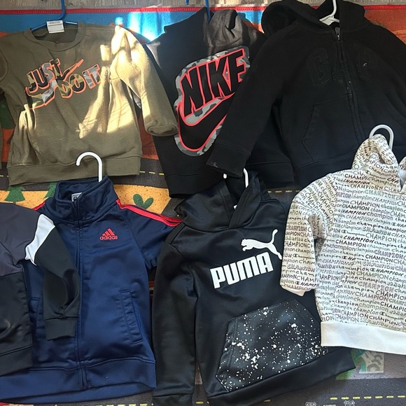 Nike toddler sweatsuits 2t - Picture 1 of 2